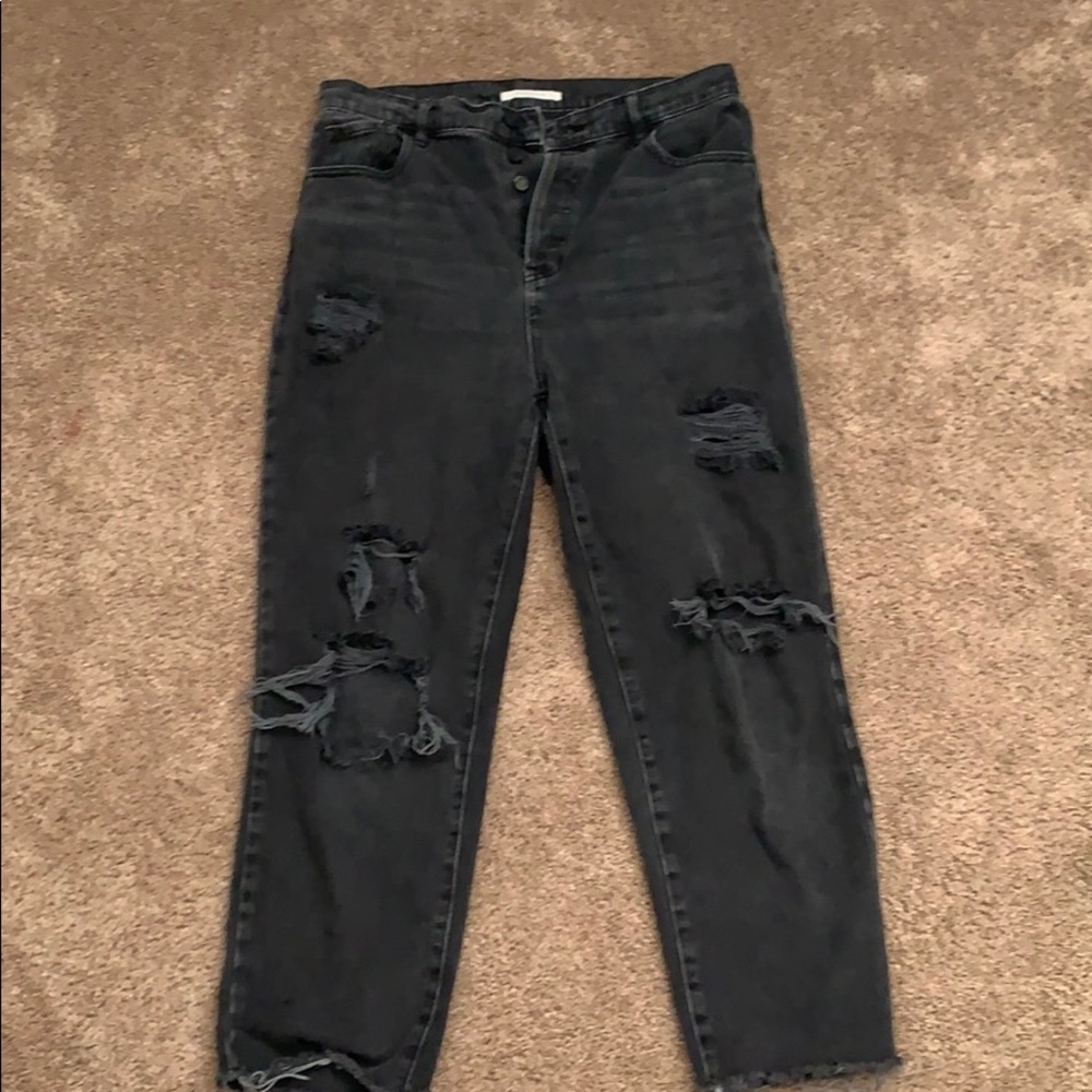 Black mom jeans